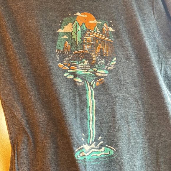 Loving WV T-shirt - Women XL Babcock State Park - Picture 2 of 3